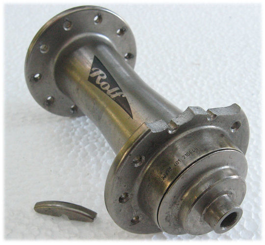 Naben mit gebrochenem Flansch und glatten Achsenden